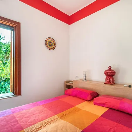 Acquamarina - 300 Meters From The Sea